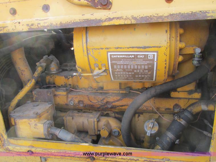 image for item I4038 Caterpillar D6D dozer