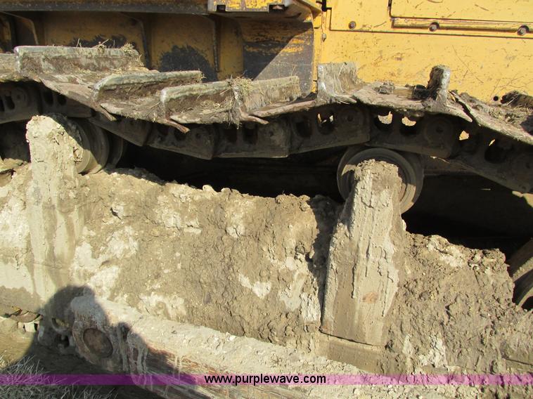 image for item I4038 Caterpillar D6D dozer