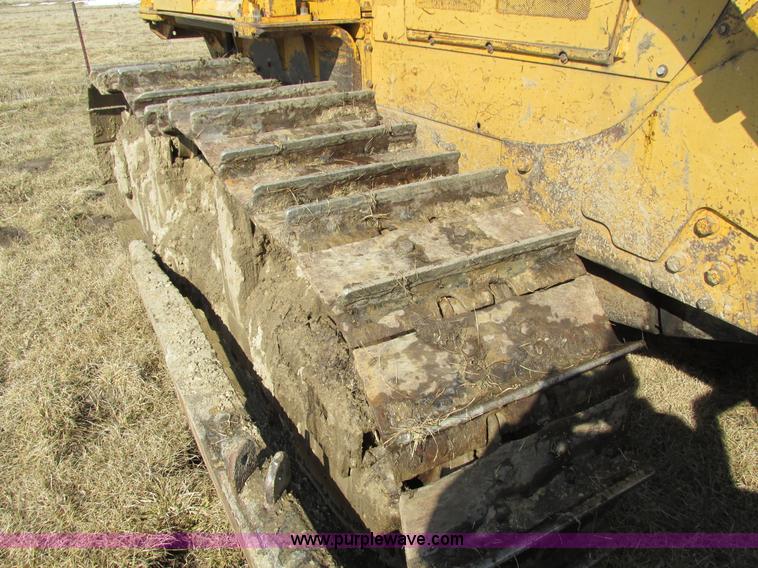 image for item I4038 Caterpillar D6D dozer