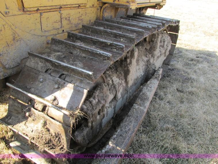 image for item I4038 Caterpillar D6D dozer
