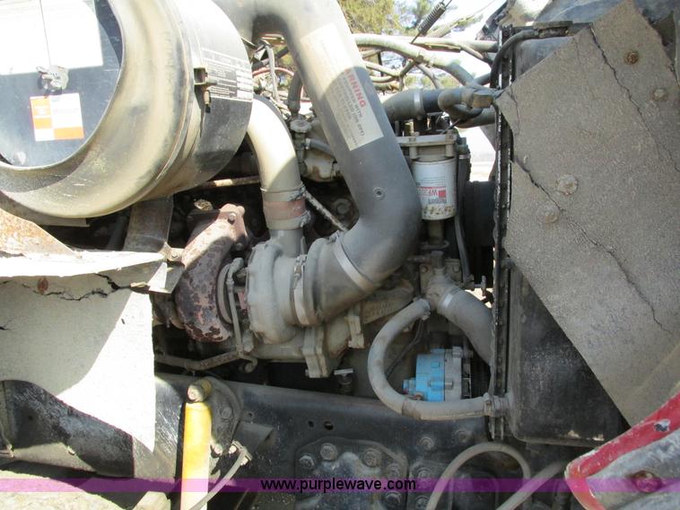 image for item I4042 1985 Ford L9000 dump truck