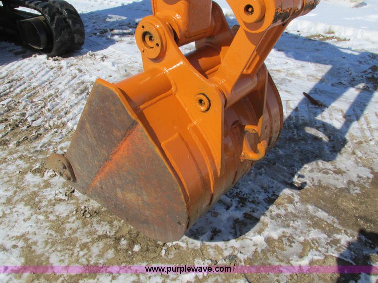 image for item I4047 1999 Hitachi EX40UR-2C compact excavator