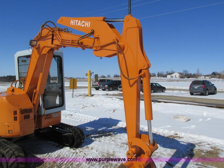 image for item I4047 1999 Hitachi EX40UR-2C compact excavator