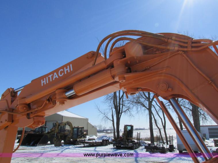 image for item I4047 1999 Hitachi EX40UR-2C compact excavator