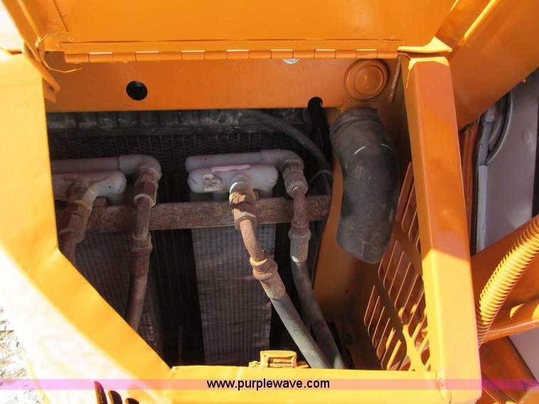 image for item I4047 1999 Hitachi EX40UR-2C compact excavator