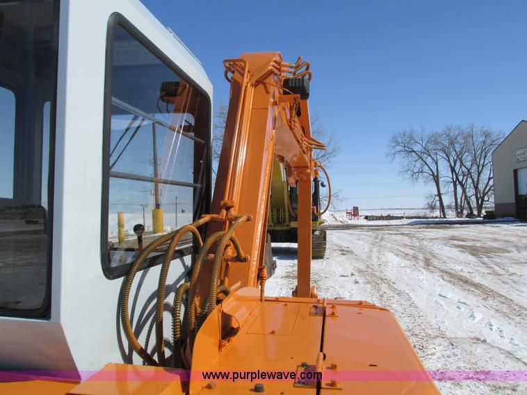 image for item I4047 1999 Hitachi EX40UR-2C compact excavator