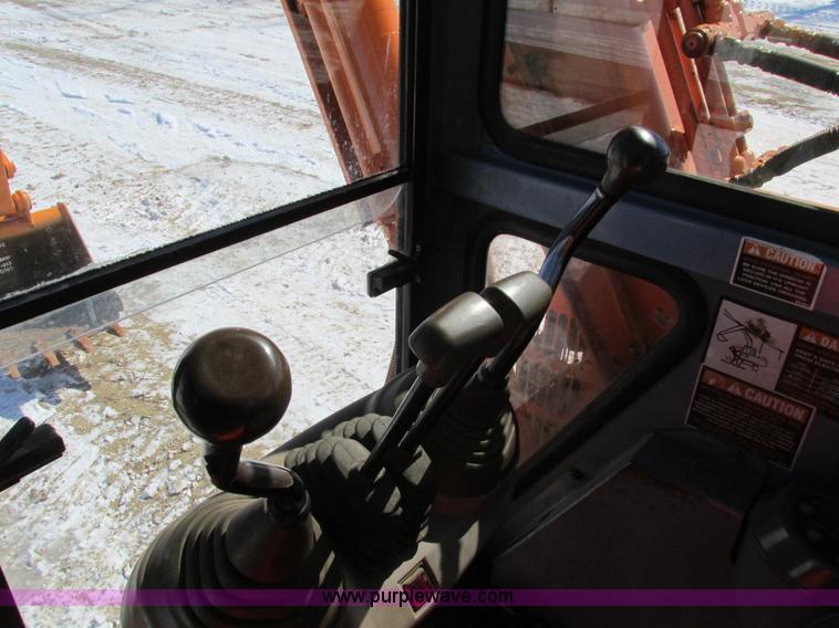 image for item I4047 1999 Hitachi EX40UR-2C compact excavator