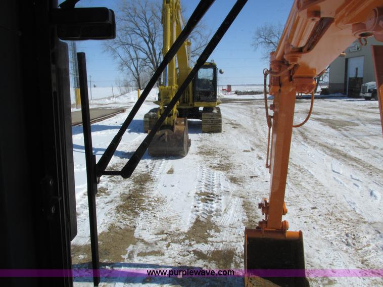 image for item I4047 1999 Hitachi EX40UR-2C compact excavator