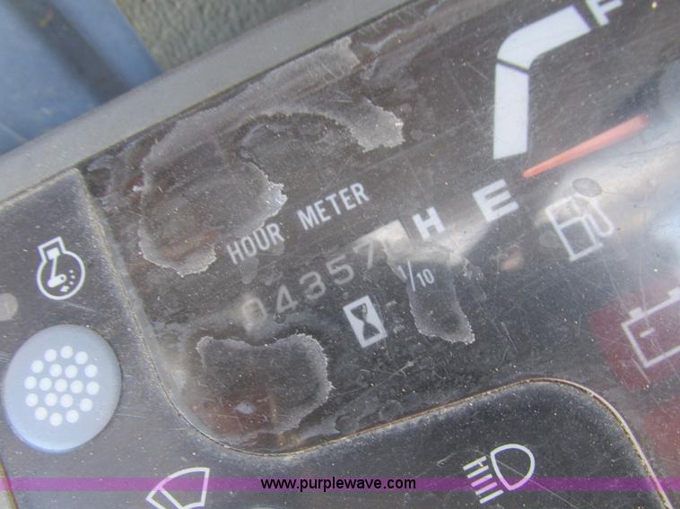 image for item I4047 1999 Hitachi EX40UR-2C compact excavator