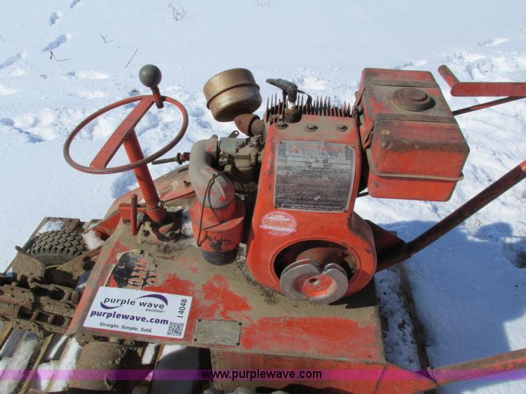 image for item I4048 Ditch Witch C4 trencher