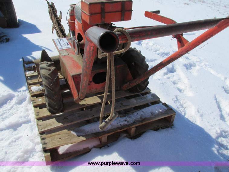 image for item I4048 Ditch Witch C4 trencher