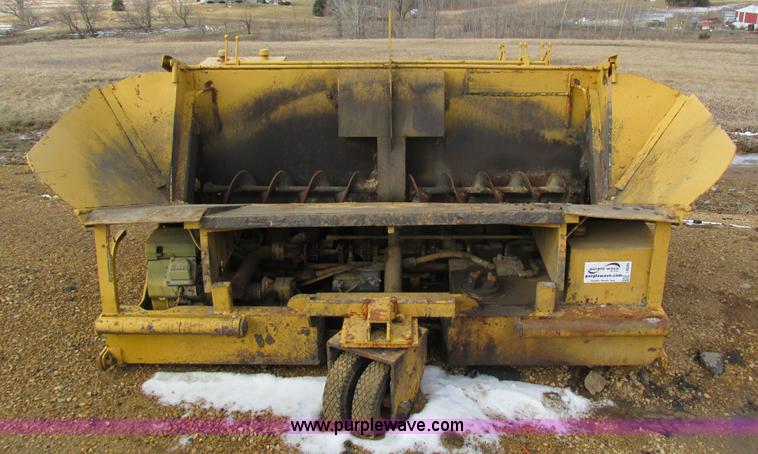 image for item I4049 Lee Boy paver