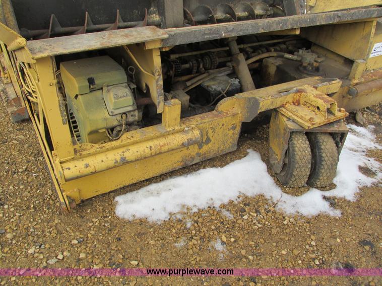 image for item I4049 Lee Boy paver