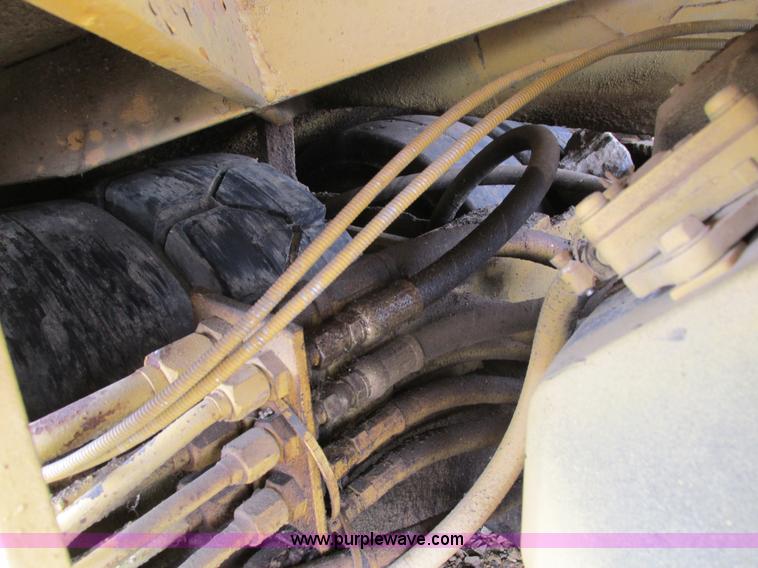 image for item I4049 Lee Boy paver