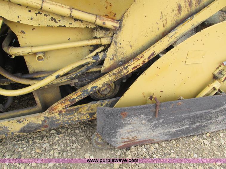 image for item I4049 Lee Boy paver