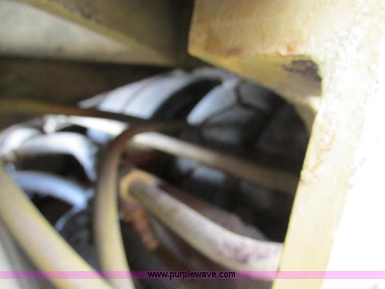 image for item I4049 Lee Boy paver