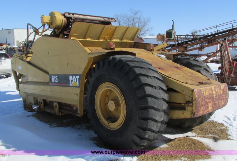 image for item I4050 1972 Caterpillar 613 elevating scraper