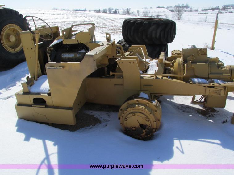 image for item I4050 1972 Caterpillar 613 elevating scraper