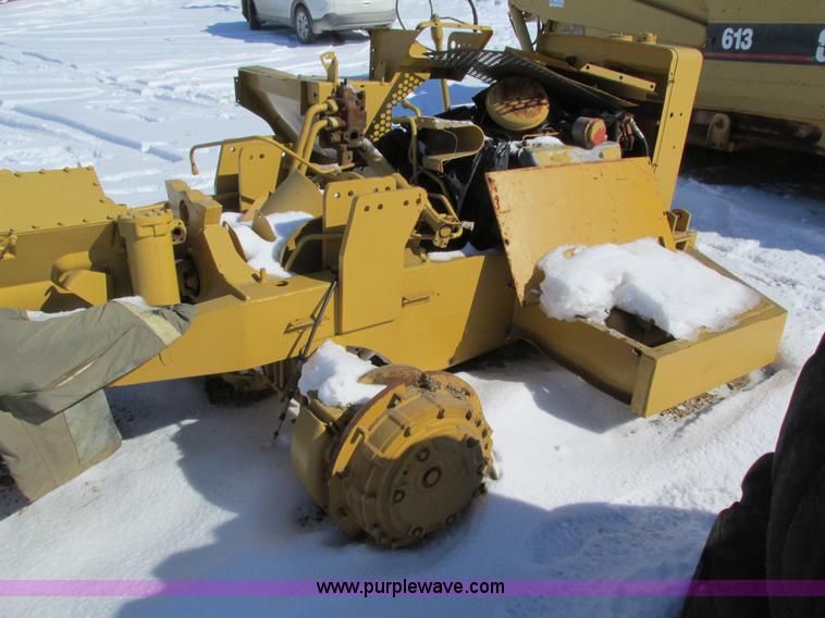 image for item I4050 1972 Caterpillar 613 elevating scraper