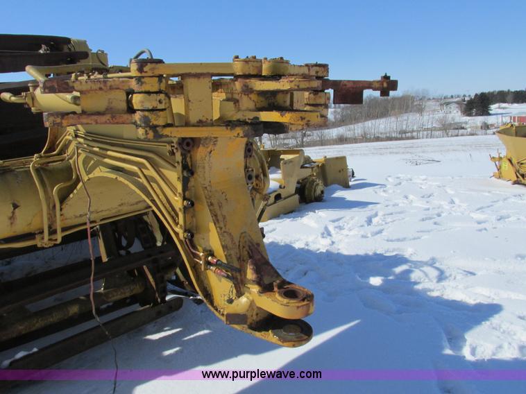image for item I4050 1972 Caterpillar 613 elevating scraper