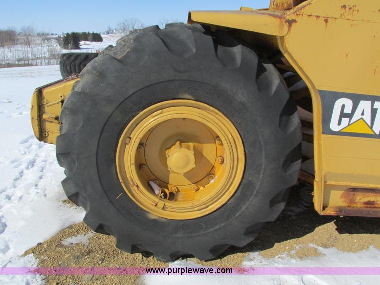 image for item I4050 1972 Caterpillar 613 elevating scraper