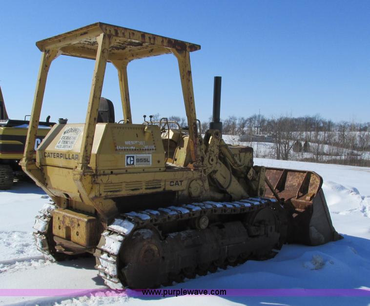 image for item I4051 1976 Caterpillar 955L track loader