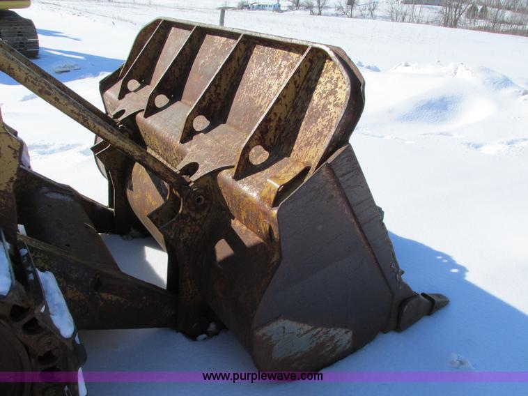 image for item I4051 1976 Caterpillar 955L track loader