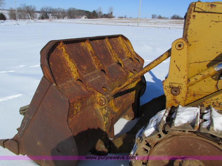 image for item I4051 1976 Caterpillar 955L track loader