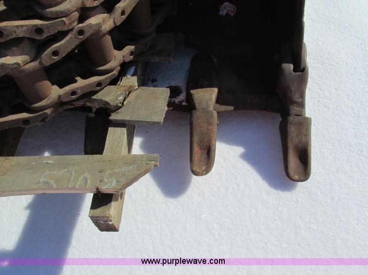 image for item I4051 1976 Caterpillar 955L track loader