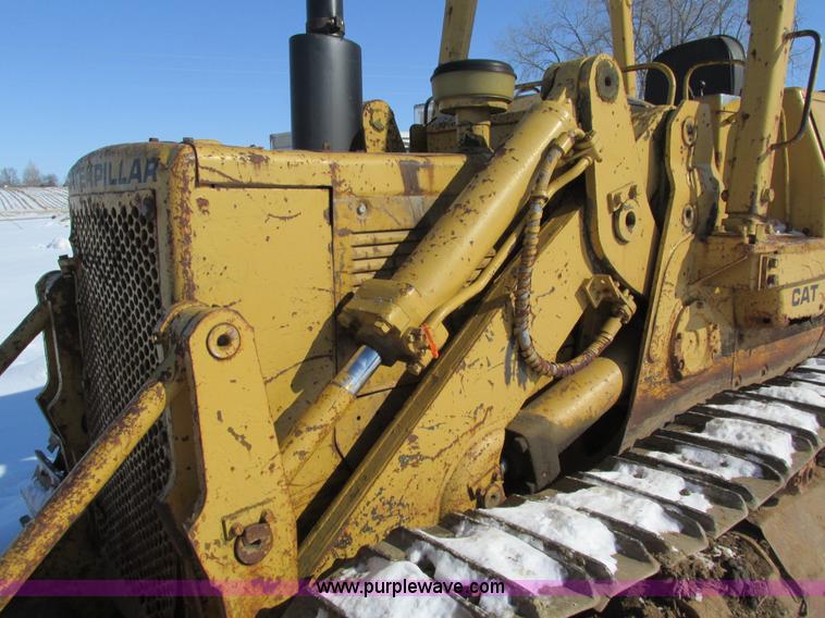image for item I4051 1976 Caterpillar 955L track loader