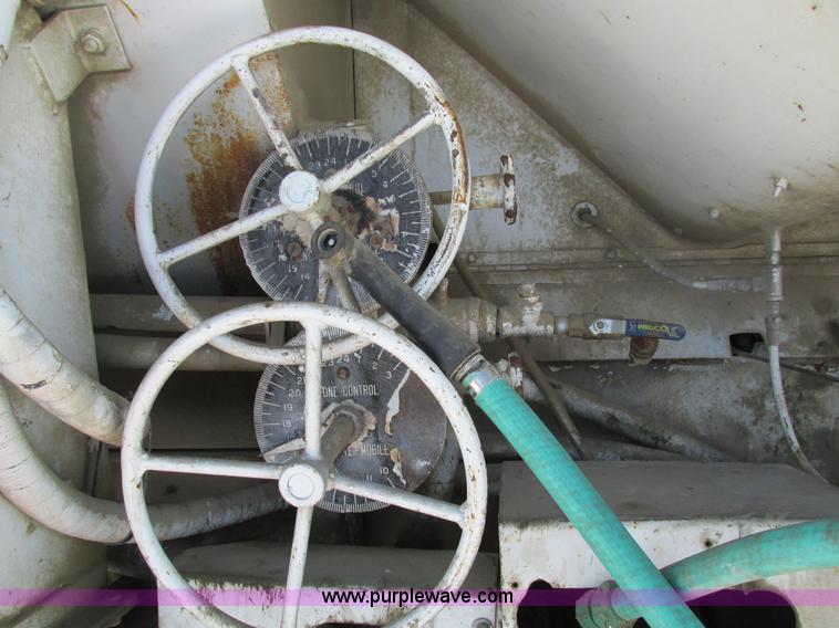 image for item I4053 1978 Mack mixer truck