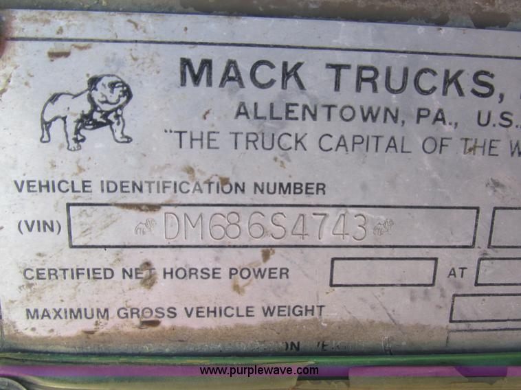 image for item I4053 1978 Mack mixer truck