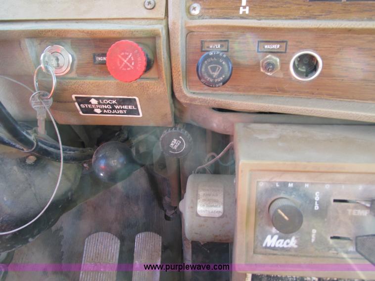 image for item I4053 1978 Mack mixer truck