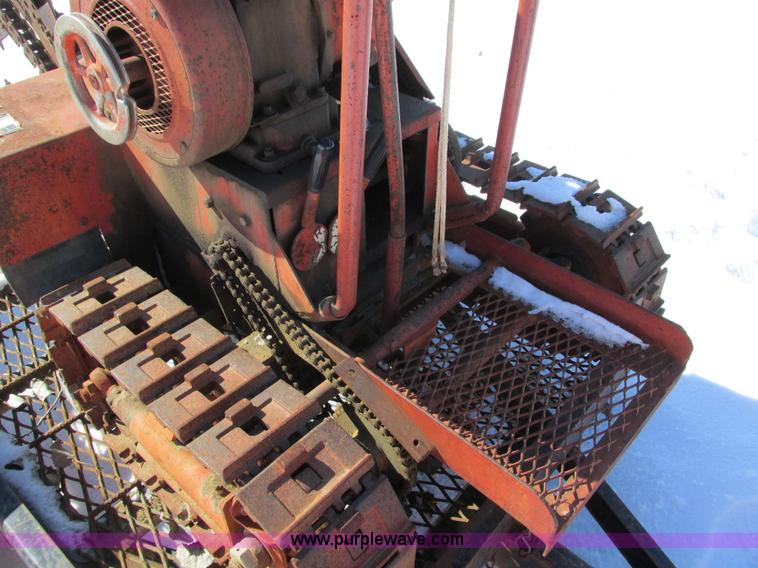 image for item I4054 Ditch Witch M4 trencher