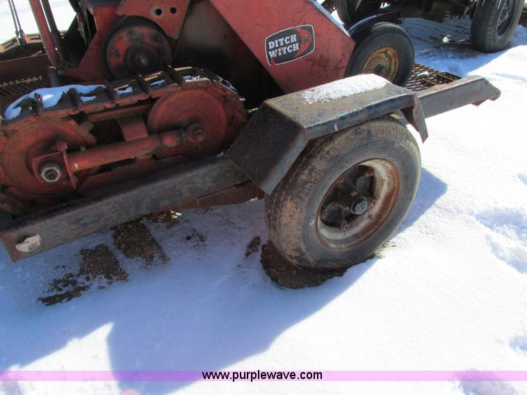 image for item I4054 Ditch Witch M4 trencher