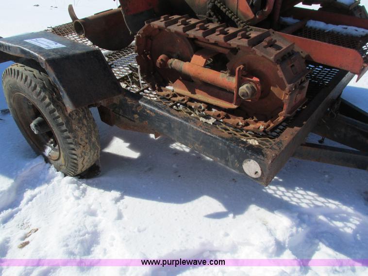 image for item I4054 Ditch Witch M4 trencher