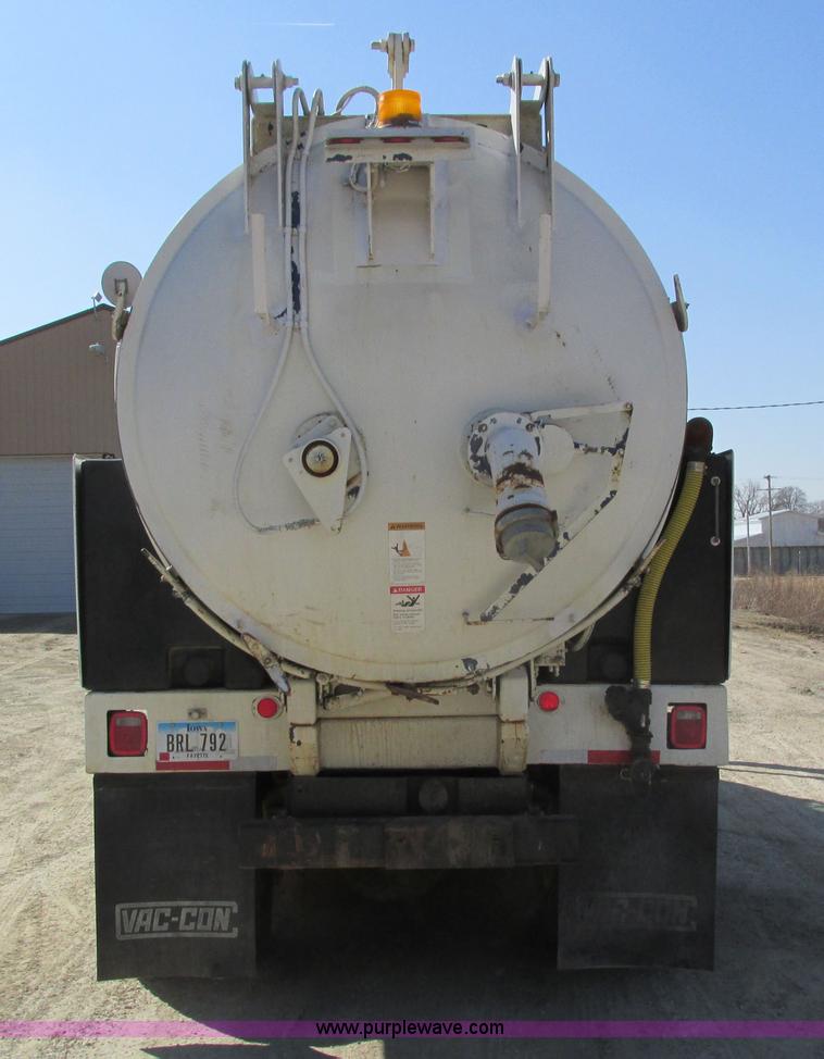 image for item I4059 2003 Sterling L7500 vacuum truck