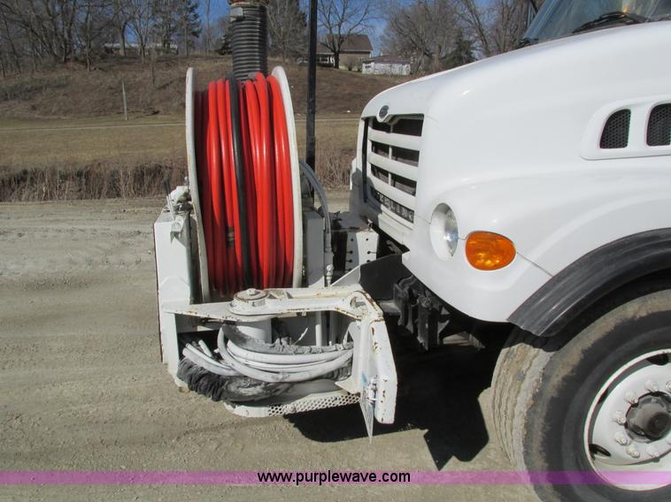 image for item I4059 2003 Sterling L7500 vacuum truck