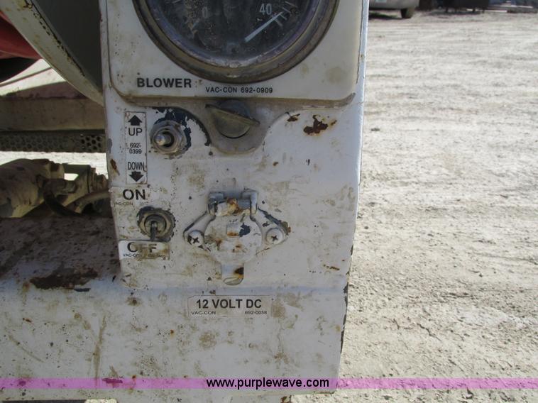 image for item I4059 2003 Sterling L7500 vacuum truck