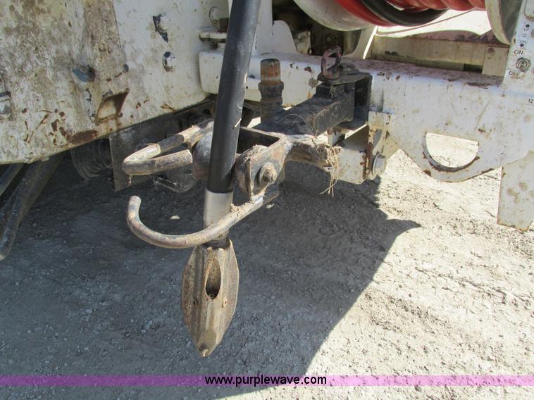 image for item I4059 2003 Sterling L7500 vacuum truck