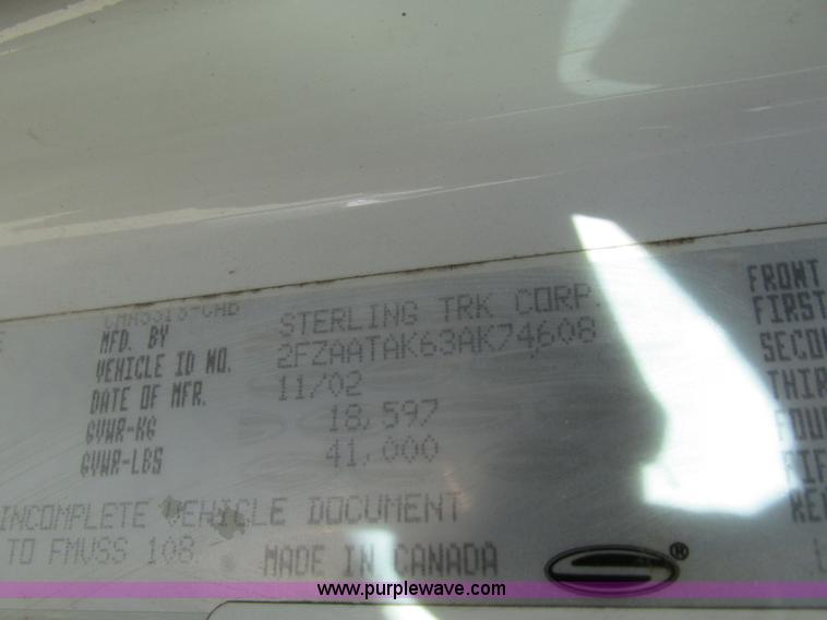 image for item I4059 2003 Sterling L7500 vacuum truck