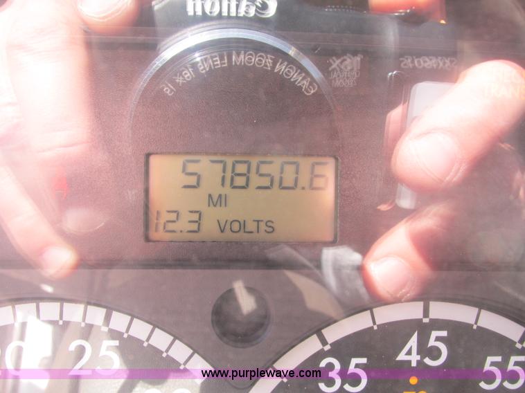 image for item I4059 2003 Sterling L7500 vacuum truck