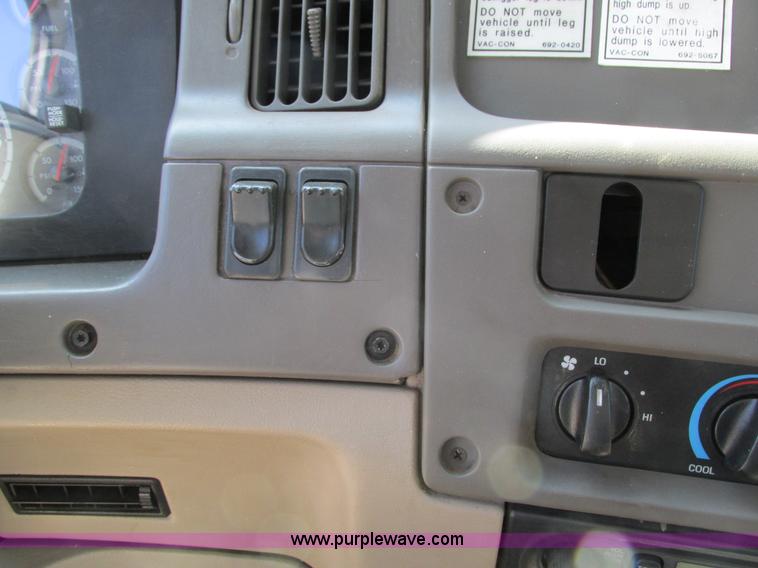 image for item I4059 2003 Sterling L7500 vacuum truck