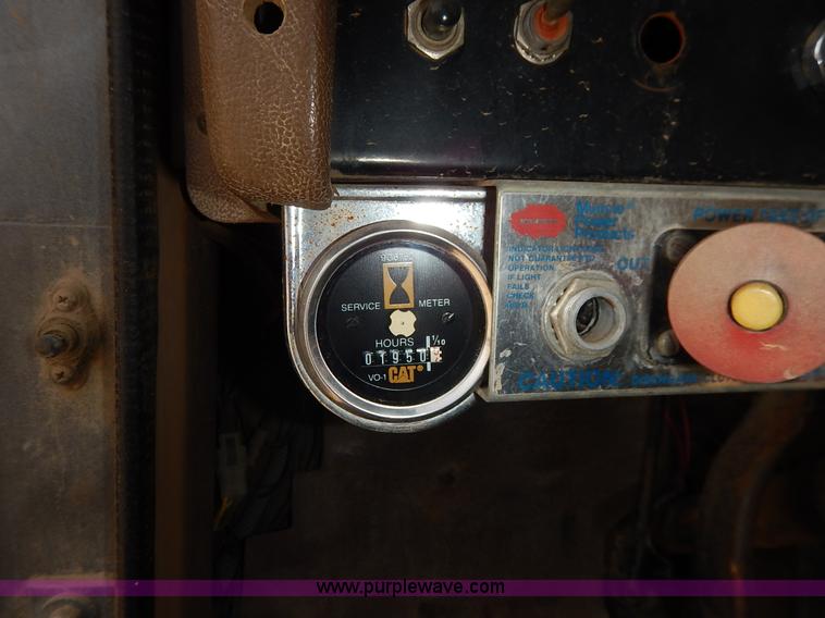 image for item I5044 1988 International S2500 service truck