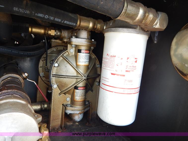 image for item I5044 1988 International S2500 service truck