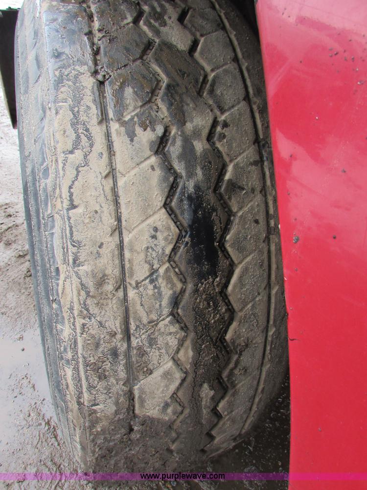 image for item I6552 1993 Freightliner FLD112 dump truck