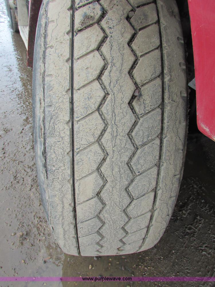 image for item I6552 1993 Freightliner FLD112 dump truck