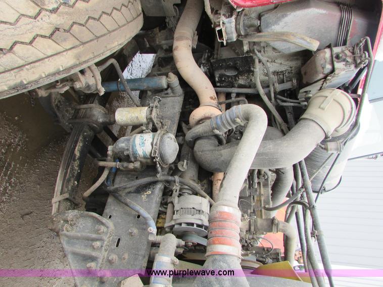 image for item I6552 1993 Freightliner FLD112 dump truck