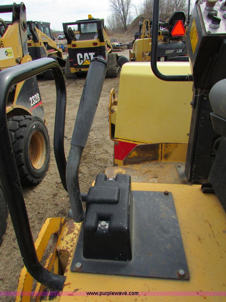 image for item I6554 1995 Dynapac CC122 double drum vibratory roller