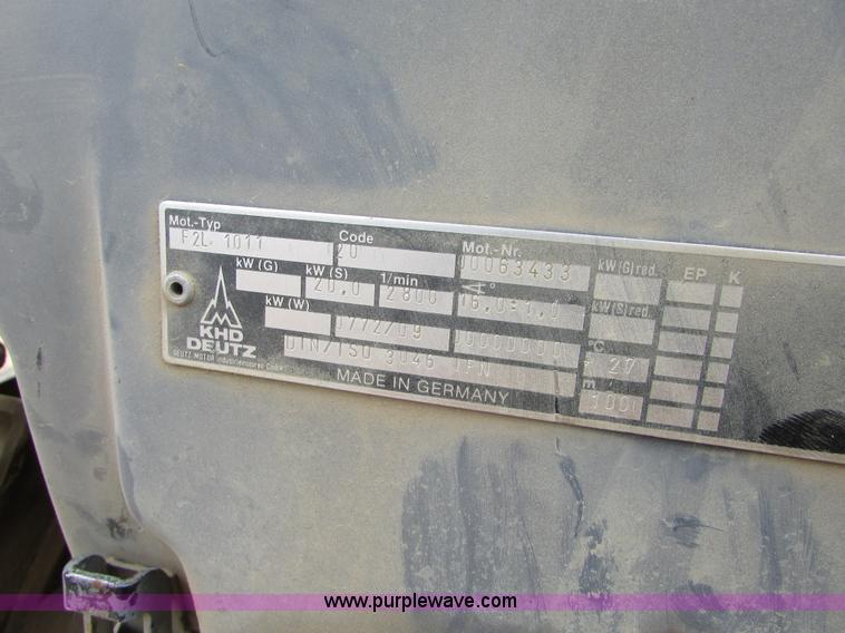 image for item I6554 1995 Dynapac CC122 double drum vibratory roller